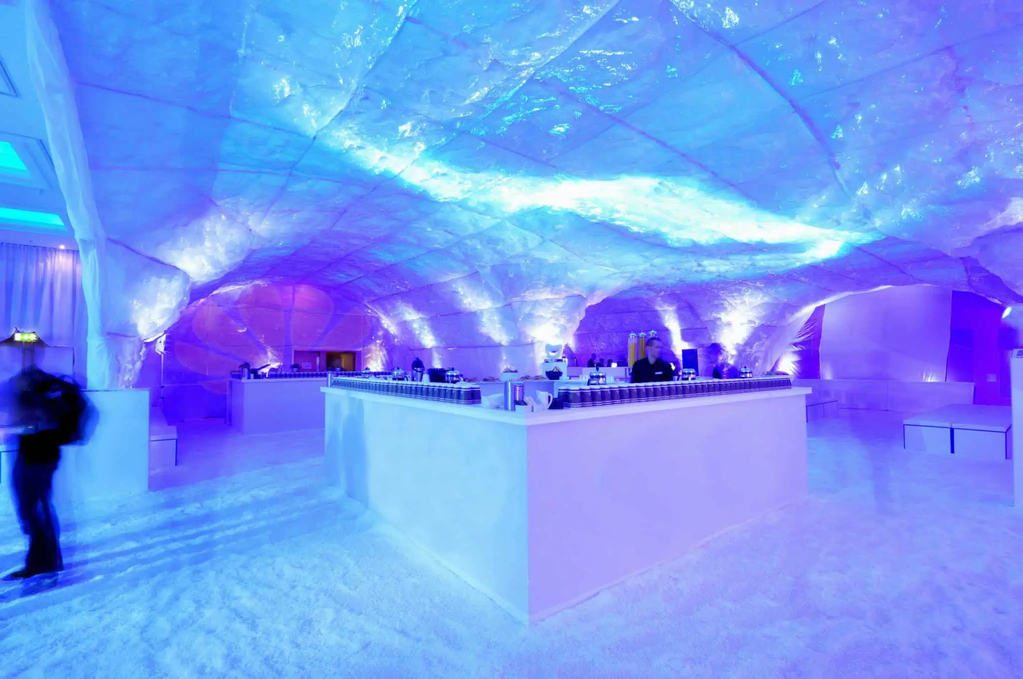 STYLING & PRODUCTION